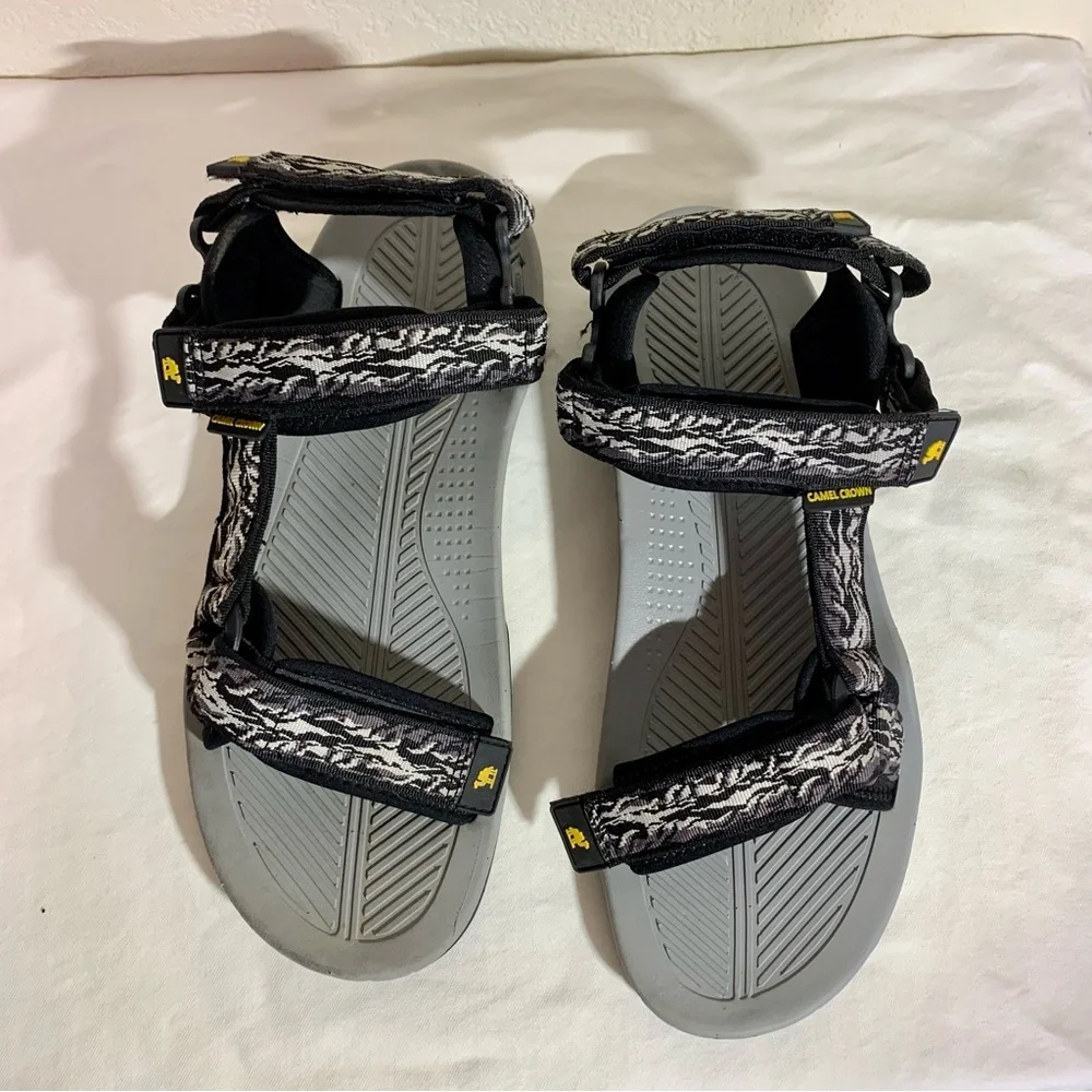 Camel Crown stylish sandals